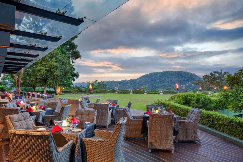 Earls regency hotel kandy sri lanka